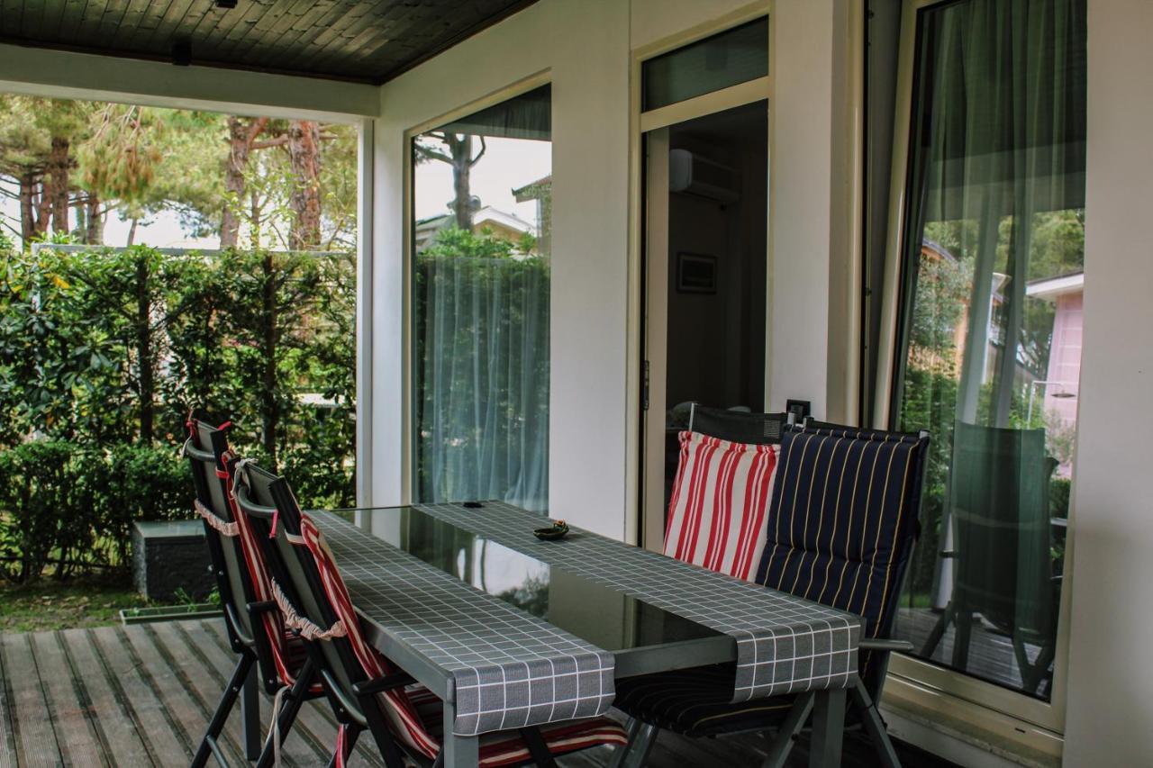 Ivy Lalzi Bay Beach House Durrës Buitenkant foto